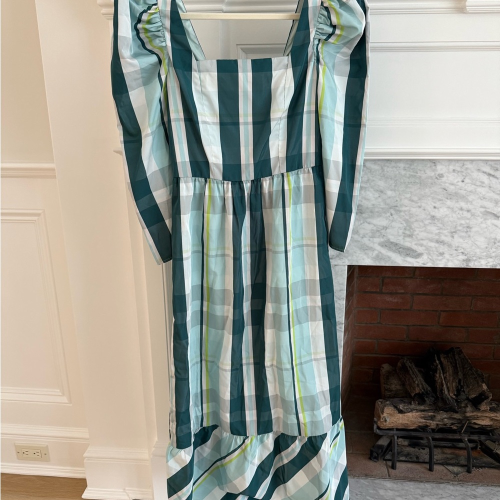Vineyard Vines NWOT Plaid Green and White Dress
